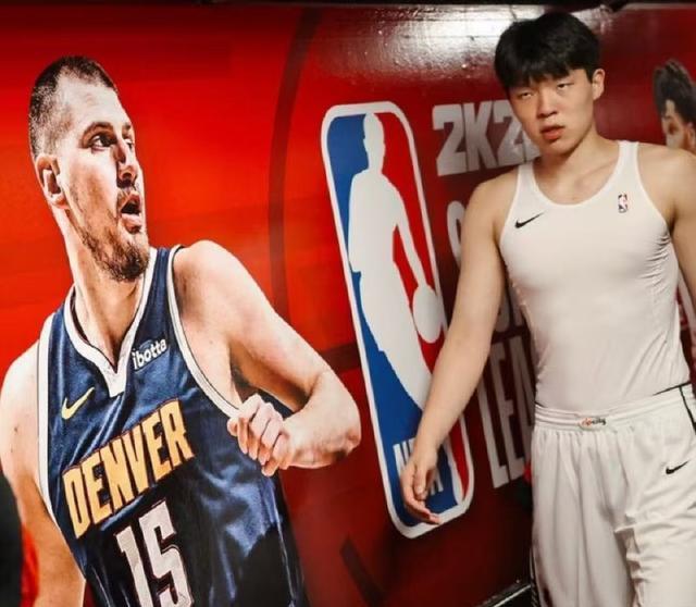 刘少昂向观, 刘少昂随即, 比赛